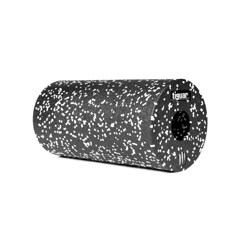 Tiguar masážní válec 30/15 cm – středně tvrdý (černo–bílý)